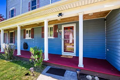 46 Lilac Ave, Somerset, MA 02726 - Photo 3