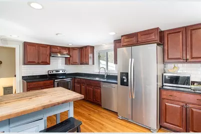 71 County St, Lakeville, MA 02347 - Photo 5