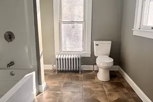 41 Lynwood Ave, Holyoke, MA 01040 - Photo 7