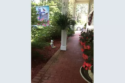 827 Pike Ave, Attleboro, MA 02703 - Photo 11