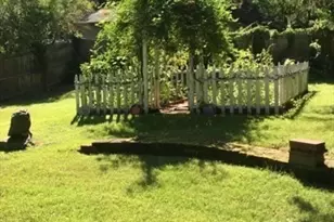 827 Pike Ave, Attleboro, MA 02703 - Photo 9