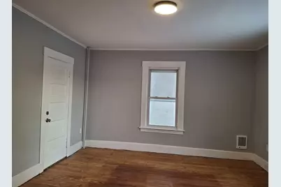 14 Florence St #1, Leominster, MA 01453 - Photo 11