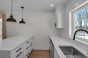 4 Hancock St, Shrewsbury, MA 01545 - Photo 13