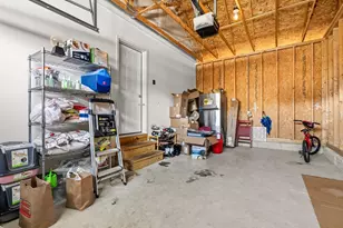 181 Tarkiln Pl, New Bedford, MA 02745 - Photo 23