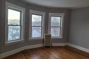 14 Florence St, Leominster, MA 01453 - Photo 7
