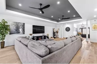 73 Raymond, Raynham, MA 02767 - Photo 9