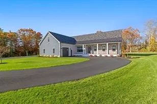 73 Raymond, Raynham, MA 02767 - Photo 3