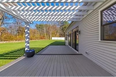 73 Raymond, Raynham, MA 02767 - Photo 27