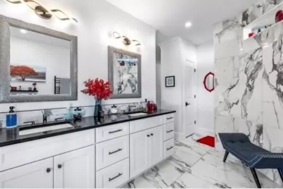 73 Raymond, Raynham, MA 02767 - Photo 15