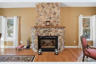 25 Winding Brook Ln., East Longmeadow, MA 01028 - Photo 9