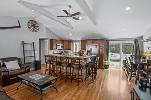 1706 Brayton Point Rd, Somerset, MA 02726 - Photo 3