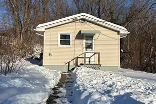 69 Beston St, Chicopee, MA 01013 - Photo 25