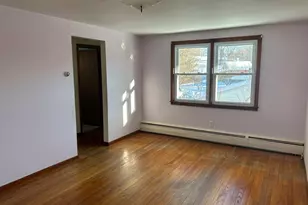 69 Beston St, Chicopee, MA 01013 - Photo 3