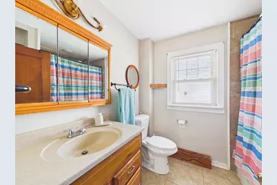 10 Jefferson Ave, Taunton, MA 02780 - Photo 17