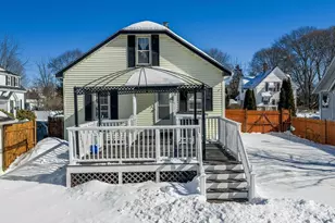 10 Jefferson Ave, Taunton, MA 02780 - Photo 25