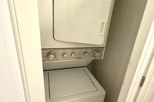 17 Plymouth St, Cambridge, MA 02141 - Photo 9