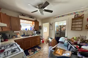 31-33 Roosevelt St, Maynard, MA 01754 - Photo 11