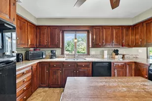 7 Hamlin St, Acushnet, MA 02743 - Photo 13