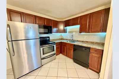 21 Central Ave #10, Everett, MA 02149 - Photo 3