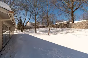 4 Curwen Rd, Peabody, MA 01960 - Photo 23