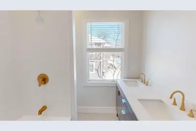 179 Appleton St #2, Cambridge, MA 02138 - Photo 11