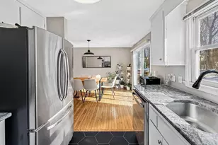 551 Hildreth St, Dracut, MA 01826 - Photo 7