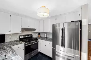 551 Hildreth St, Dracut, MA 01826 - Photo 9