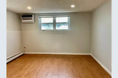 304 College Farm Rd #1, Waltham, MA 02451 - Photo 3