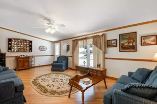 22 Bayberry Dr, Gardner, MA 01440 - Photo 9