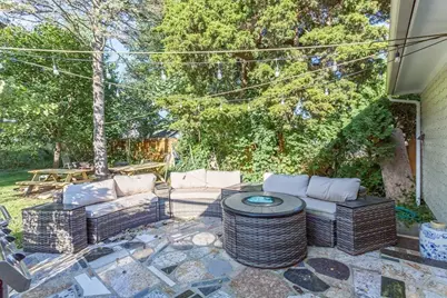 209 Jarry St, New Bedford, MA 02745 - Photo 9