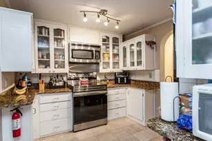 209 Jarry St, New Bedford, MA 02745 - Photo 19