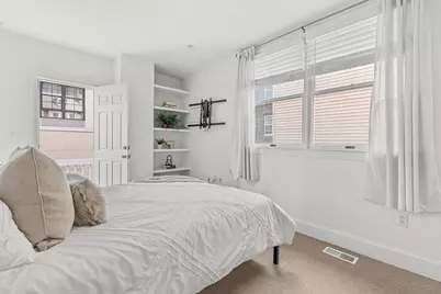 30 2nd St #B, Cambridge, MA 02141 - Photo 9