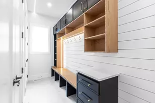 108 Woodbine Cir, Needham, MA 02494 - Photo 25