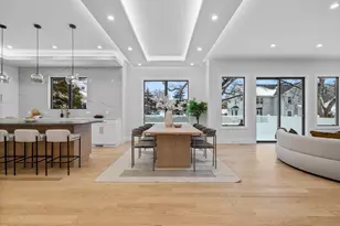 108 Woodbine Cir, Needham, MA 02494 - Photo 7