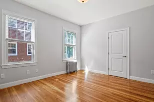 91 Verndale St, Brookline, MA 02446 - Photo 15