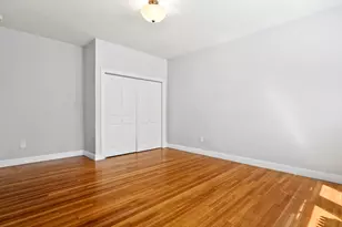 91 Verndale St, Brookline, MA 02446 - Photo 11