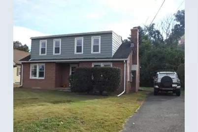 8 Greylock St, Westfield, MA 01085 - Photo 1