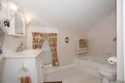 208-210 Church St, Northbridge, MA 01588 - Photo 13