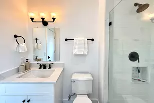 165 Everett St, Boston, MA 02128 - Photo 15