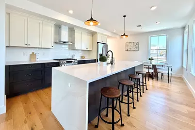 165 Everett St #7, Boston, MA 02128 - Photo 5