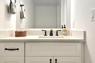 165 Everett St, Boston, MA 02128 - Photo 21
