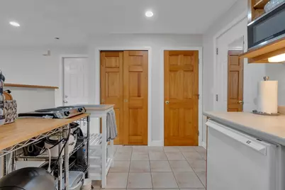 70 Garland St #3, Newton, MA 02459 - Photo 11