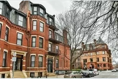 7 Hereford #8, Boston, MA 02115 - Photo 3