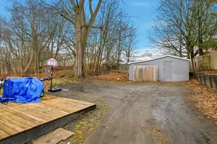 238 E Main St, Chicopee, MA 01020 - Photo 37