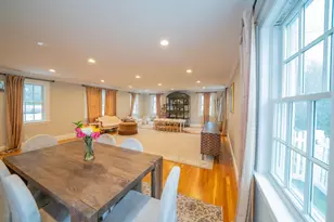 642 Centre St, Newton, MA 02458 - Photo 11