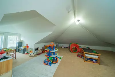 642 Centre St, Newton, MA 02458 - Photo 31