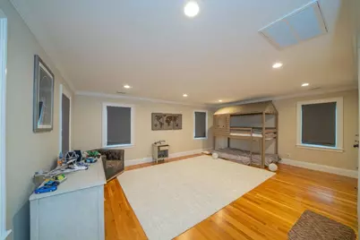 642 Centre St, Newton, MA 02458 - Photo 27