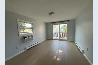 100 Central St #4, Waltham, MA 02453 - Photo 3