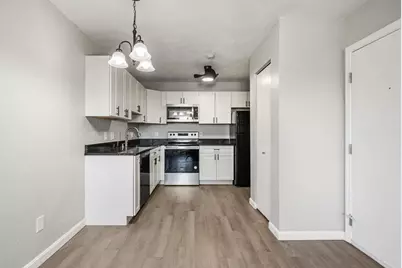 22 Irving St #15, Everett, MA 02149 - Photo 7