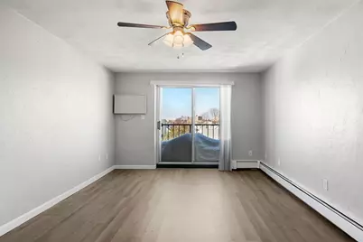 22 Irving St #15, Everett, MA 02149 - Photo 3